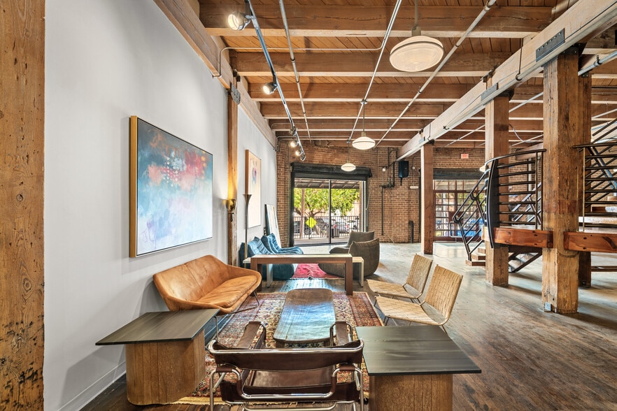 More Photos Of 1113 Vine St, Houston Loft Creative Space For Sale