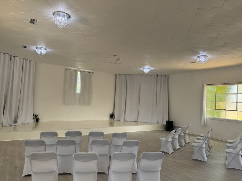 More Photos Of 400 Church St, Sandpoint Lodge Meeting Hall For Lease