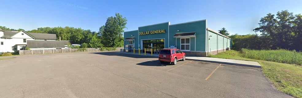 More Photos Of 8569 Main St, Campbell Freestanding For Sale