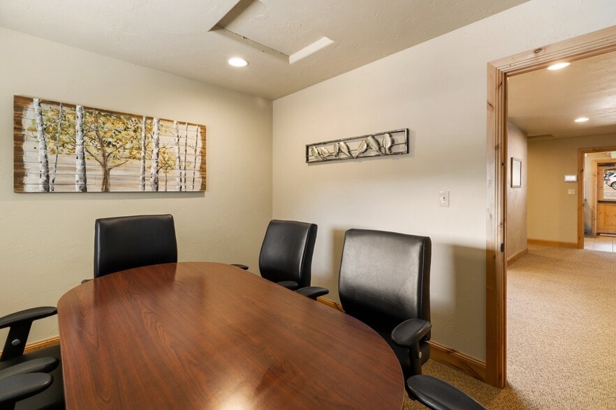 More Photos Of 350 N Pine St, Woodland Park Medical For Sale