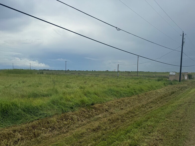 More Photos Of 111 Klauke rd, Rosenberg Land For Sale