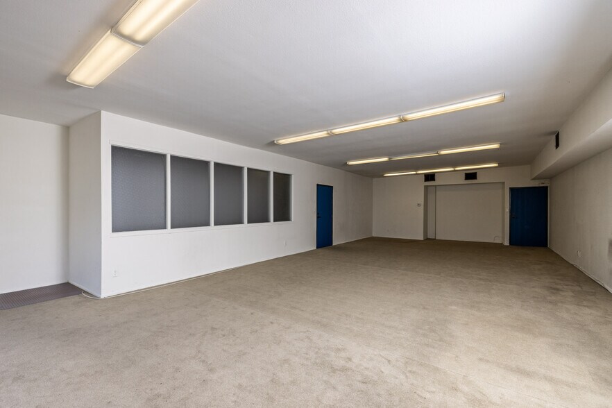 More Photos Of 11714-11720 W Pico Blvd, Los Angeles Storefront Retail Office For Sale