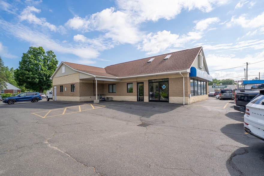 Primary Photo Of 880 Boston Rd, Springfield Auto Dealership For Sale