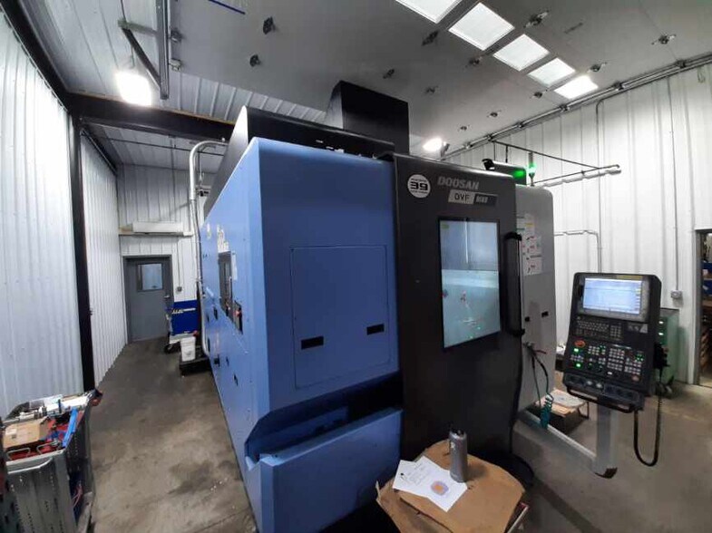 More Photos Of 1239 Campville Rd, Endicott Manufacturing For Sale