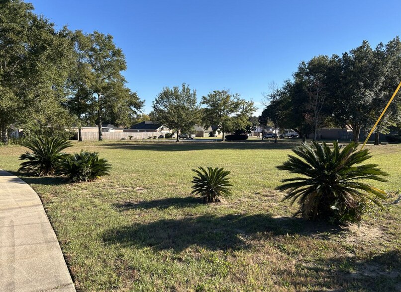 More Photos Of 5702 Pebble Ridge Dr, Milton Medical For Sale