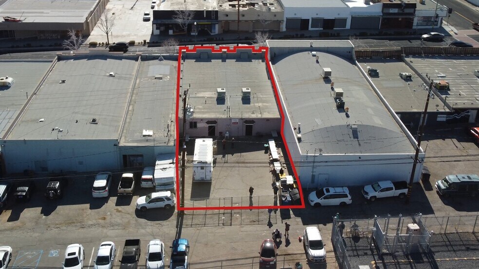 More Photos Of 15572-15576 7th St, Victorville General Retail For Sale