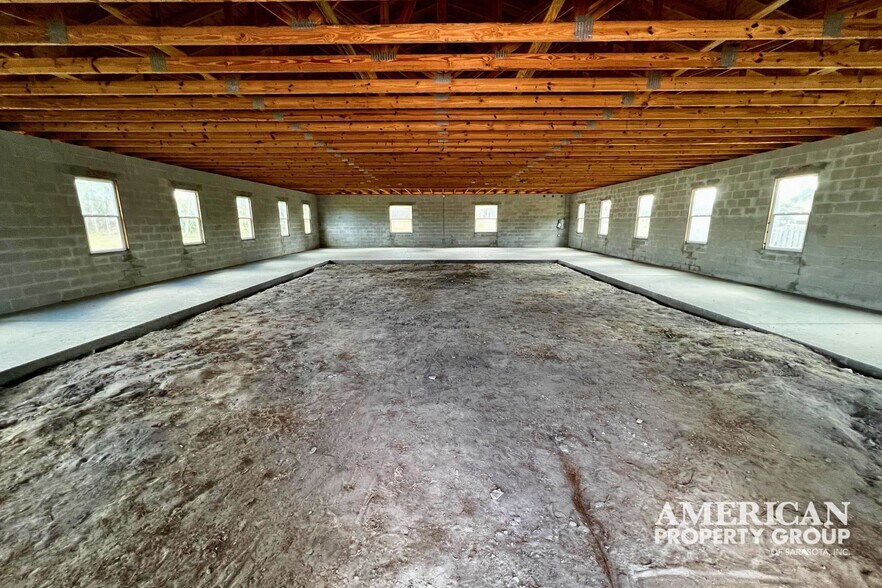 More Photos Of 1449 S Tamiami Trl, Osprey Office For Sale