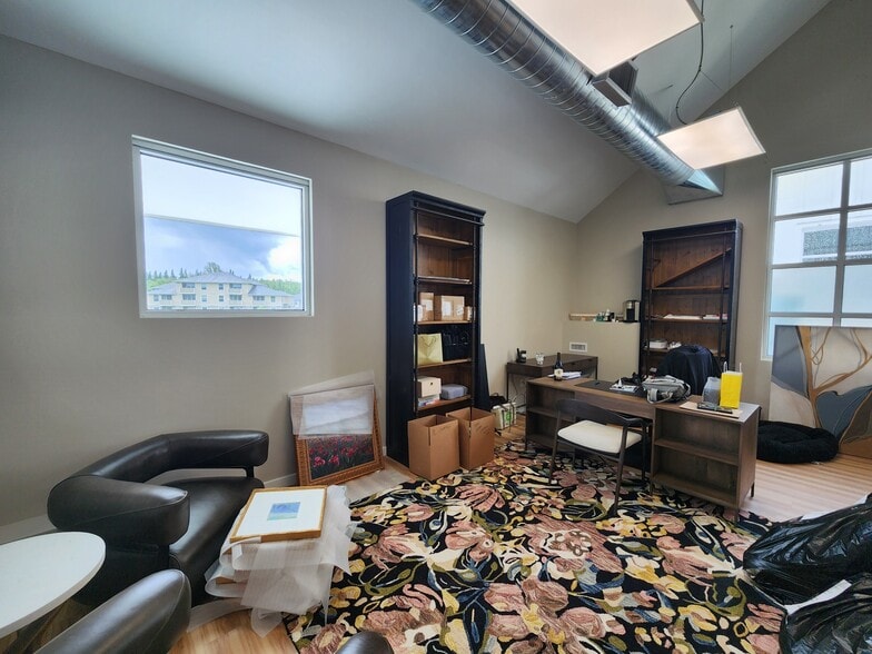 More Photos Of 4315B S Settler Dr, Ridgefield General Retail For Lease