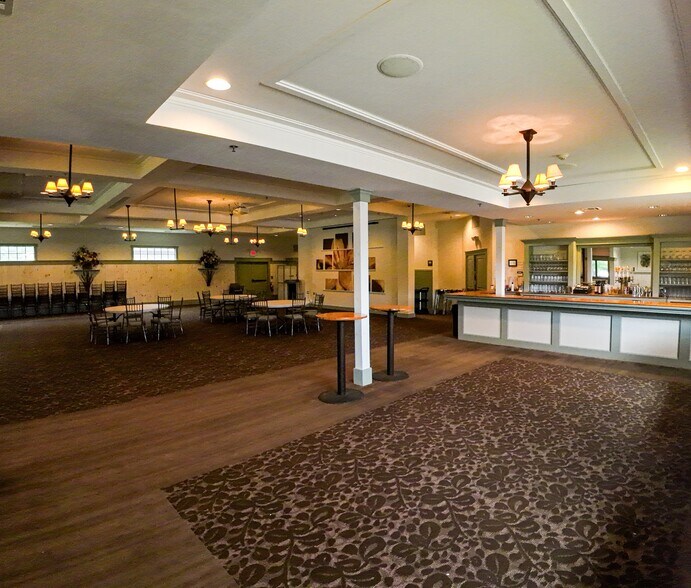 More Photos Of 420 Stockbridge Rd, Great Barrington Storefront Retail Office For Sale