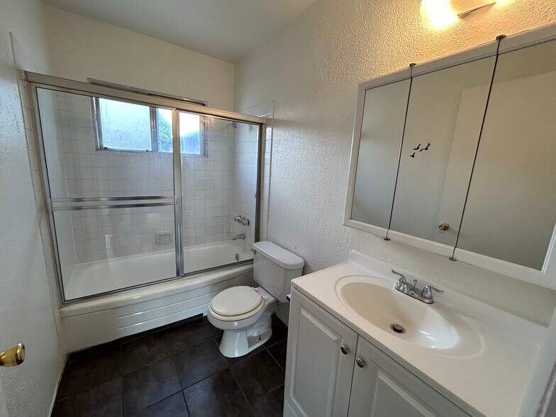 More Photos Of 2440 Sutro St, Reno Apartments For Sale