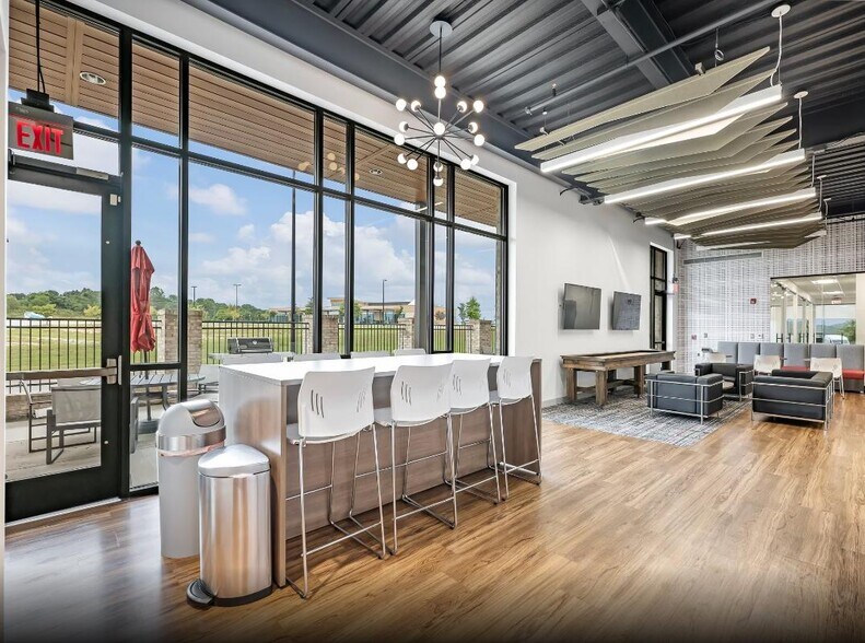 More Photos Of 100 Highpoint Park Way, Braselton Office For Lease