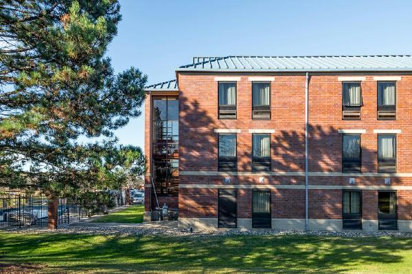 More Photos Of 17550 Rosbough Blvd, Middleburg Heights Hotel For Sale