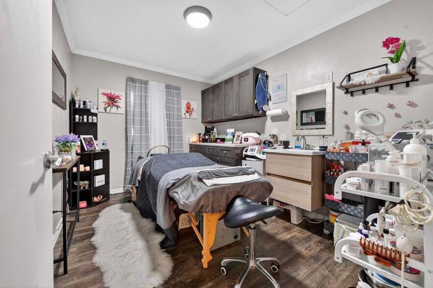 More Photos Of 555 W Granada Blvd, Ormond Beach Medical For Sale