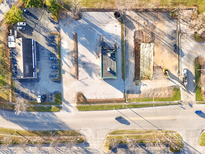 More Photos Of 1483 Boardwalk, Lexington Fast Food For Sale