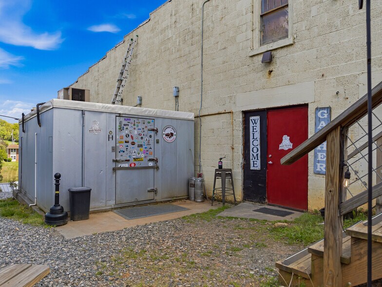 More Photos Of 70 N Main St, Mars Hill Restaurant For Sale