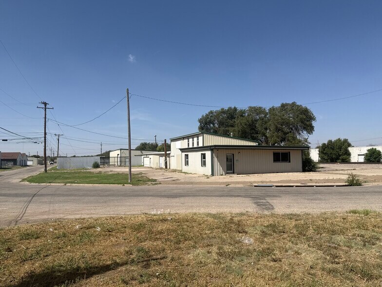 Primary Photo Of 1100 SW 1st Ave, Amarillo Warehouse For Sale