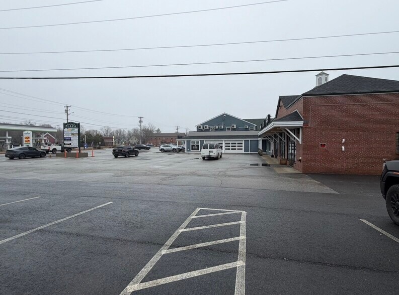 More Photos Of 13-17 Main St, Gray General Retail For Sale