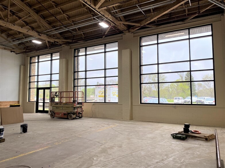 More Photos Of 5505 123rd St W, Savage Manufacturing For Lease