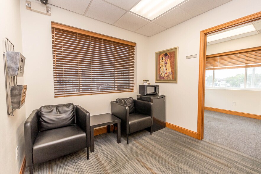 More Photos Of 110 Washington Ave, Pleasantville Medical For Lease