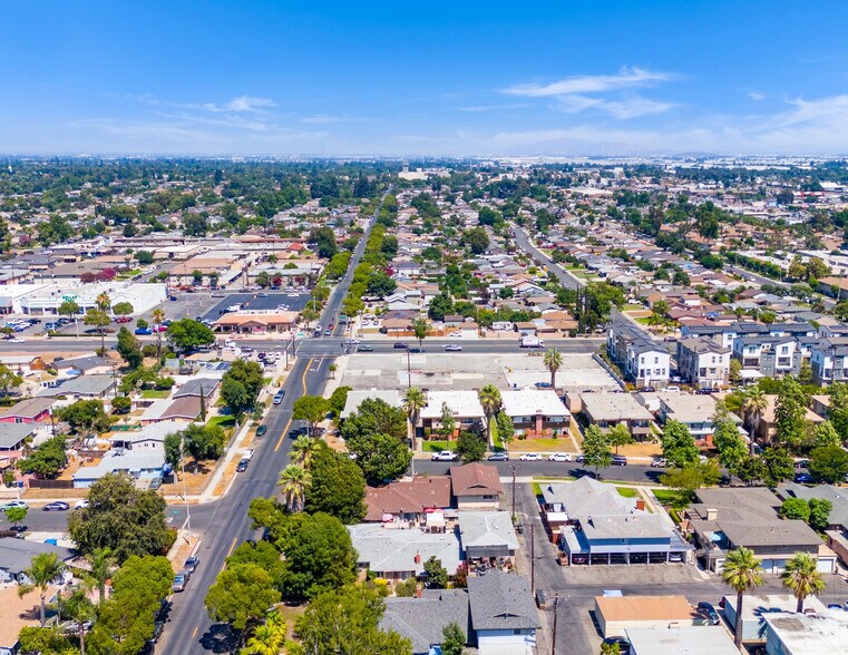 More Photos Of 1147 W D St, Ontario Multifamily For Sale