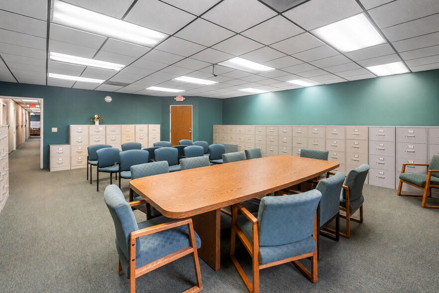 More Photos Of 760 S Stapley Dr, Mesa Office For Lease