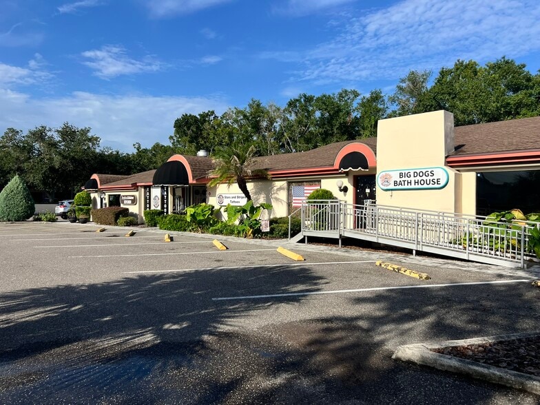More Photos Of 4415 S Florida Ave, Lakeland Unknown For Lease