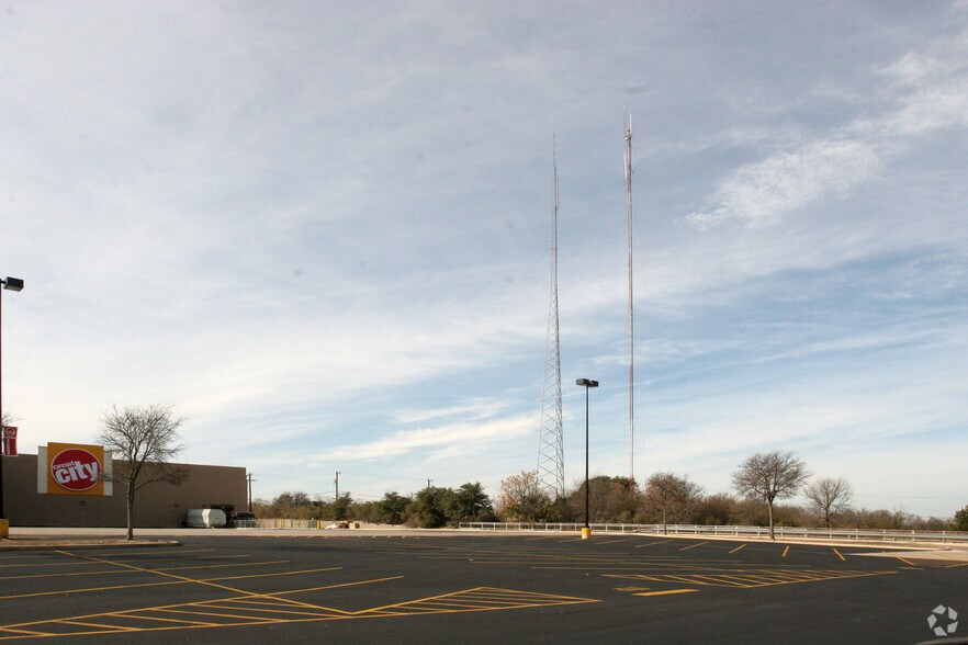 Primary Photo Of 6321 Lealand Rd, San Antonio Land For Sale