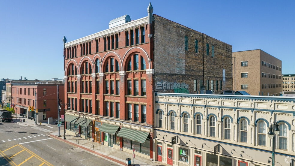 More Photos Of 25 S Division Ave, Grand Rapids Office For Sale