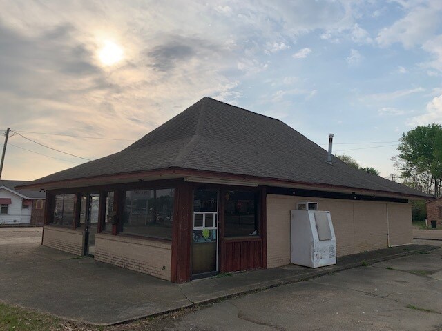 More Photos Of 1900 Main St, Columbus Office For Sale