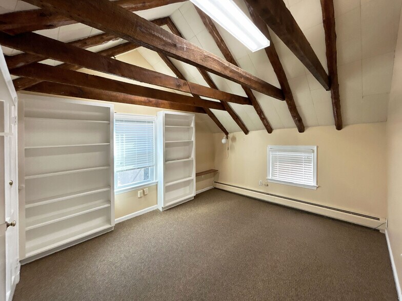 More Photos Of , Gaithersburg Office For Sale