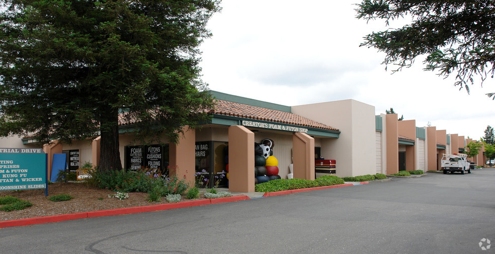 Primary Photo Of 3510 Industrial Dr, Santa Rosa Showroom For Lease