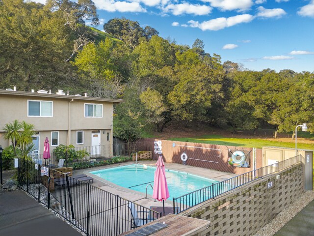 More Photos Of 340 Rheem Blvd, Moraga Apartments For Sale