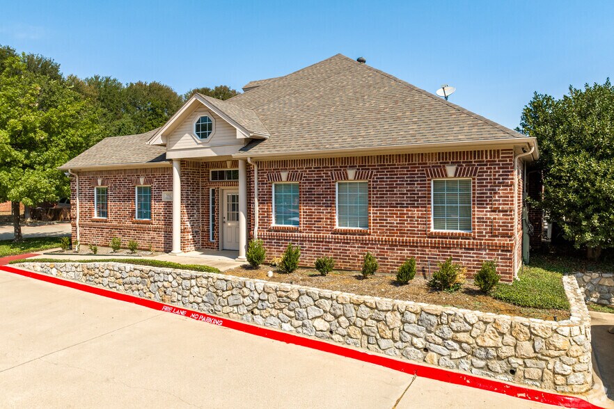 More Photos Of 558 Silicon Dr, Southlake Unknown For Lease