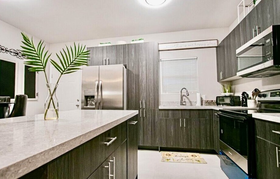 More Photos Of 3312 S Colt Ln, Edinburg Apartments For Sale