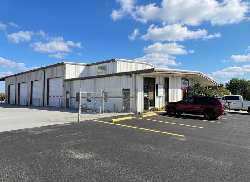 More Photos Of 1201 N 34th St, Tampa Warehouse For Lease