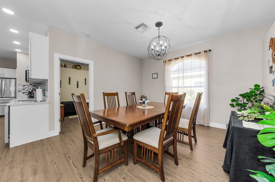More Photos Of 11748 La Madera Blvd, Port Richey Office For Sale