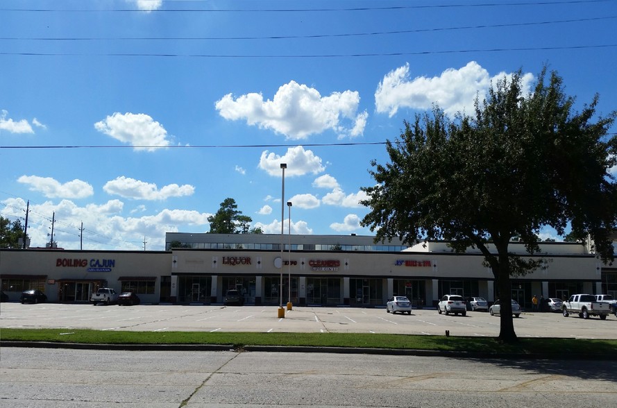 Primary Photo Of 3702 Cypress Creek Pkwy, Houston General Retail For Lease