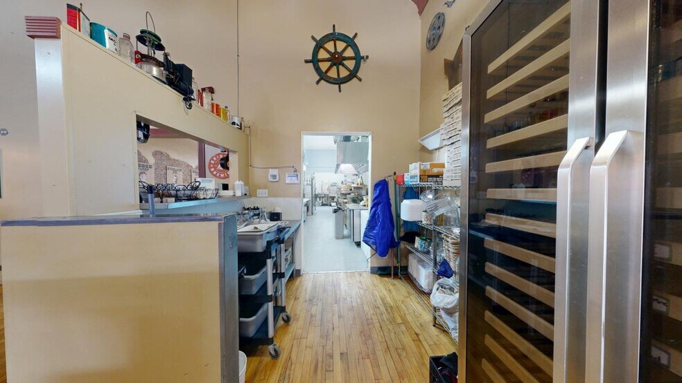 More Photos Of 316 N Center Ave, Hardin Specialty For Sale