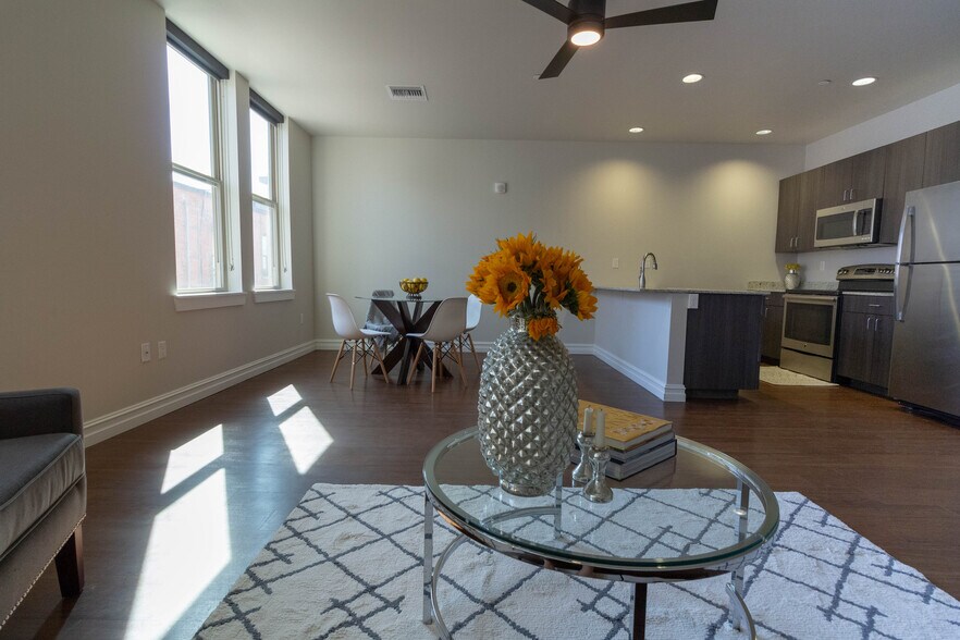 More Photos Of 119-125 W 2nd St, Bartlesville Apartments For Lease