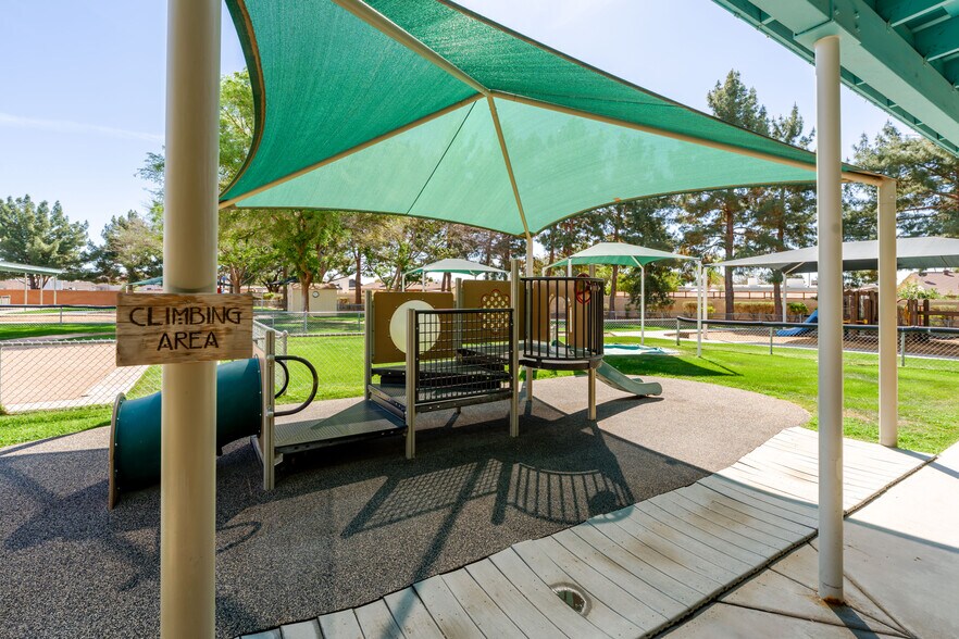 More Photos Of 1151 W Ray Rd, Chandler Daycare Center For Sale