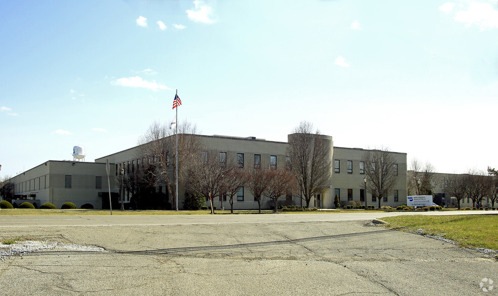 Primary Photo Of 901 Cleveland St, Elyria Warehouse For Lease