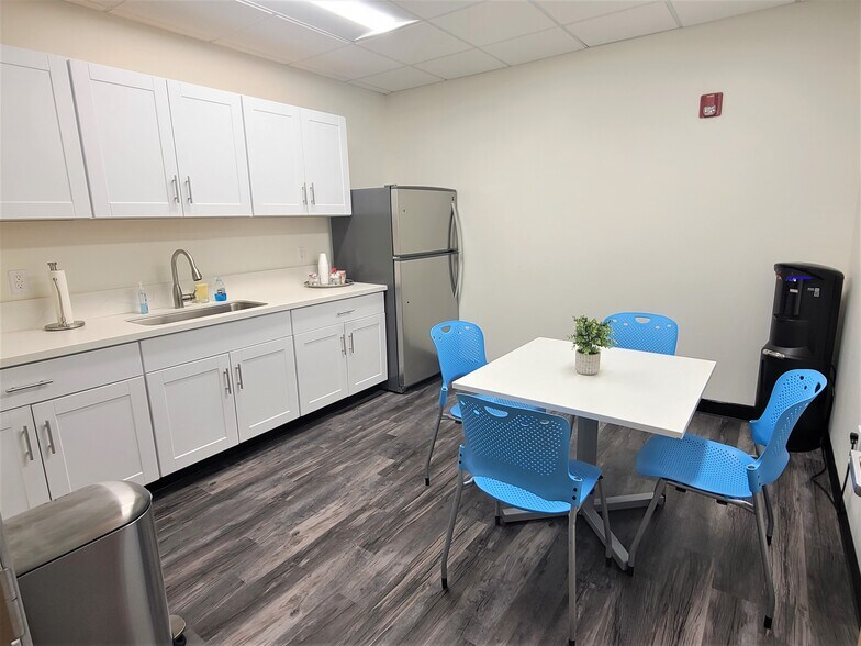 More Photos Of 3610 Central Ave, Riverside Coworking Space