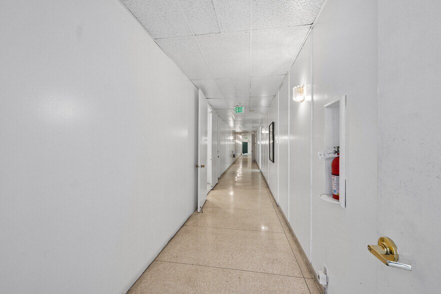 More Photos Of 1320 E Imperial Ave, El Segundo Loft Creative Space For Sale
