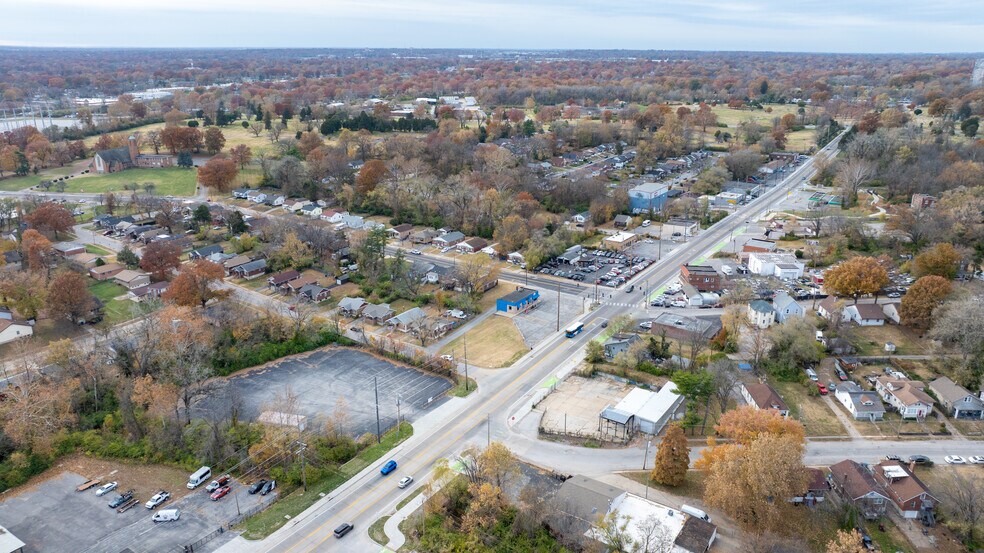 More Photos Of 7014 Saint Charles Rock Rd, Saint Louis Land For Sale