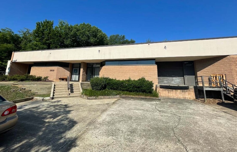 More Photos Of 3809 Beryl Rd, Raleigh Light Distribution For Lease