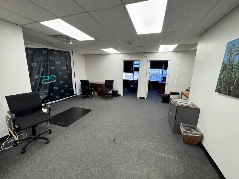 More Photos Of 990 Westbury Rd, Westbury Office For Sale
