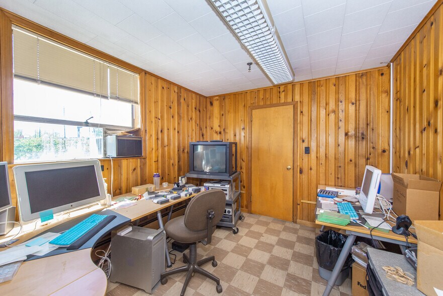 More Photos Of 158 Central Ave, Rochelle Park Industrial For Sale