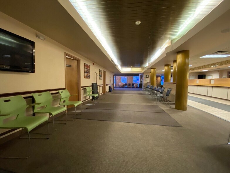 More Photos Of 7034-7040 Castor Ave, Philadelphia Office For Sale