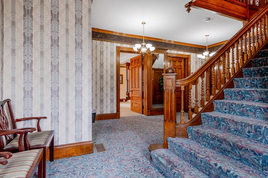 More Photos Of 25 Harvard St, Worcester Office For Lease