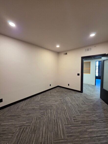 More Photos Of 321 E Main St, Bozeman Apartments For Lease